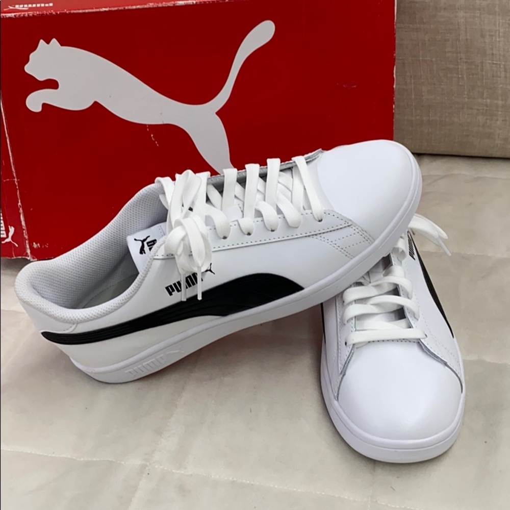 Puma White Smash V2 Sneakers Size 10.5